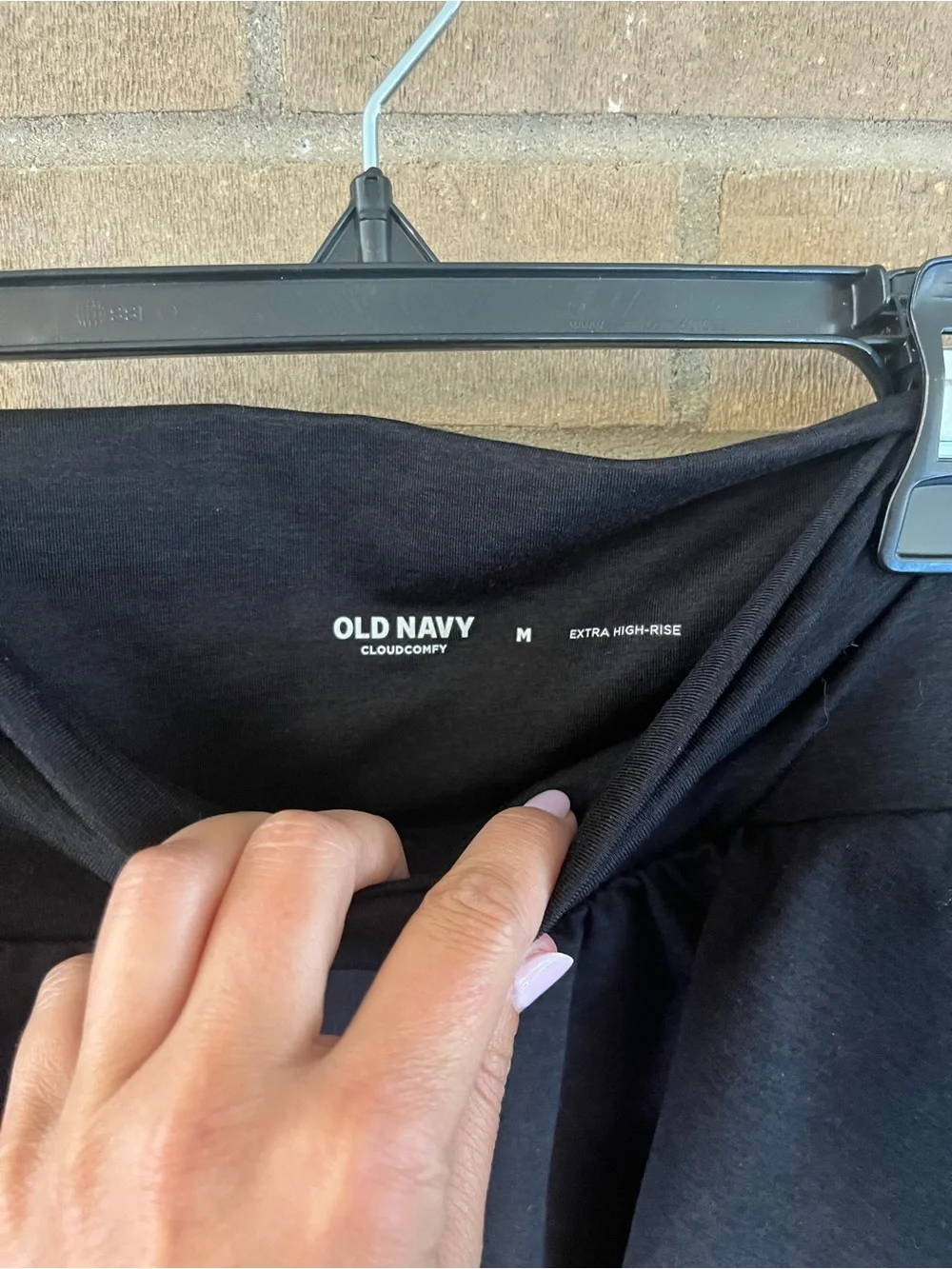 Old Navy Black Flared Skort